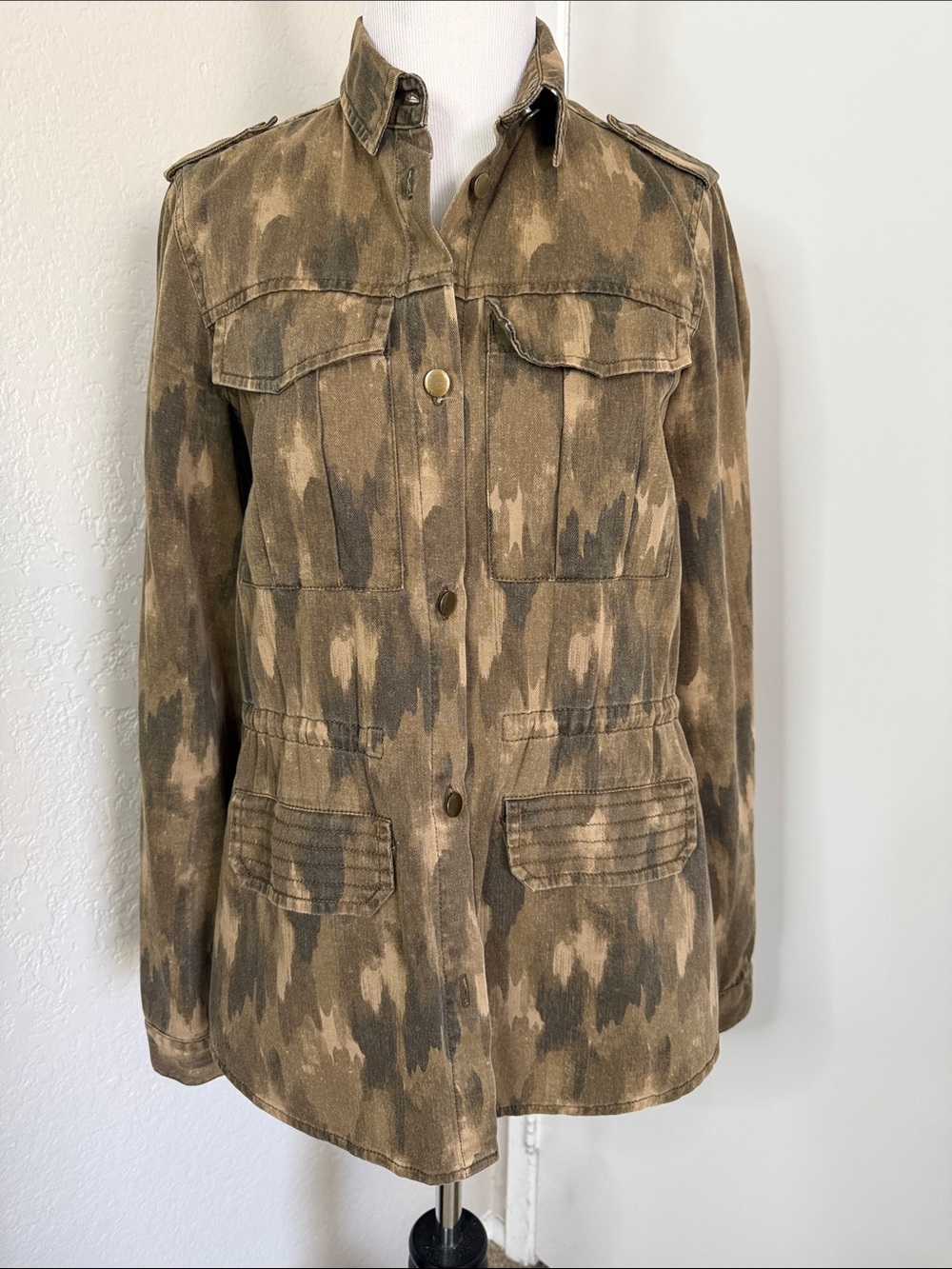 White Crow Distressed Camouflage Utility Jacket in Brown
